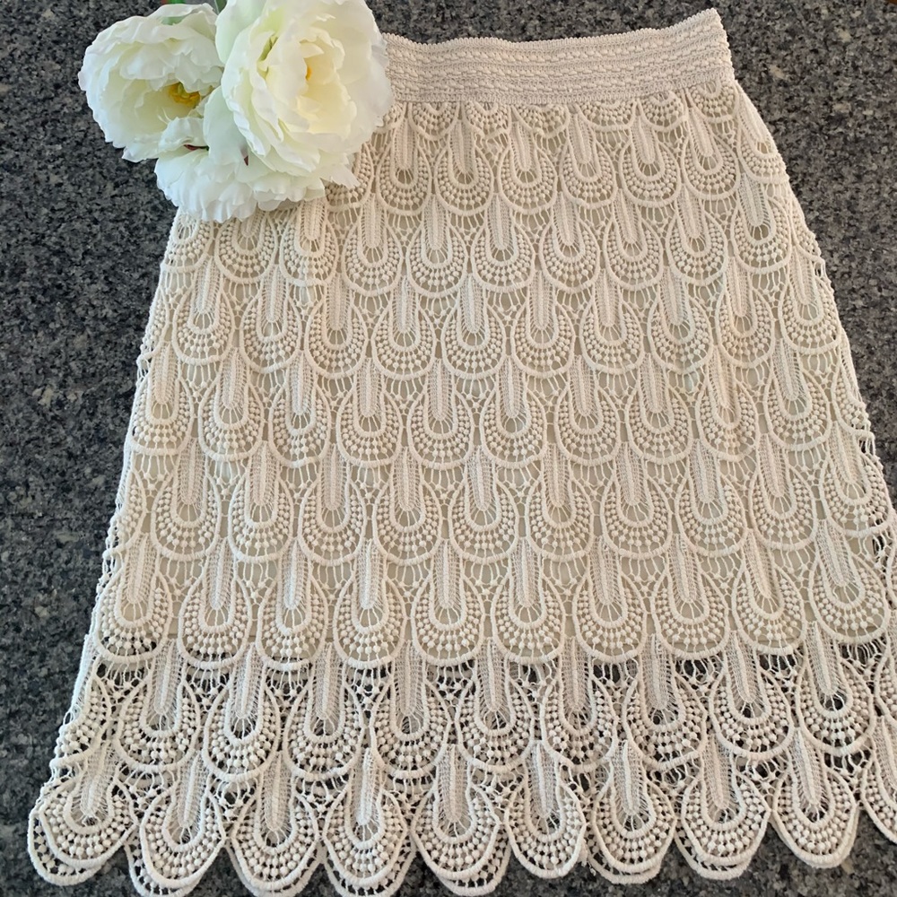 Beautiful Ivory Crochet Lace Skirt - Large